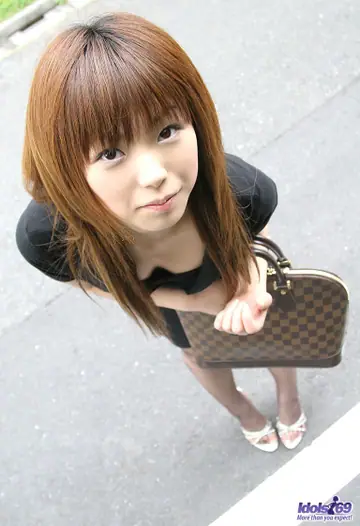 Japanese Woman Has Sex Outdoors in a Skirt and Pantyhose