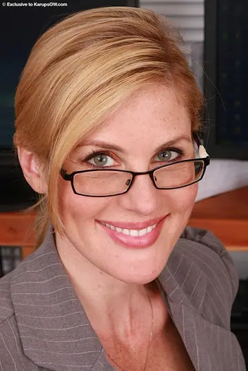 Kate Kastle – Tall Blonde Secretary MILF Strips and Spreads in the Office