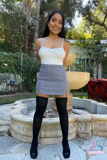 Luna Mills – Petite Asian Babe with Big Tits Spreads and Fucks Outdoors