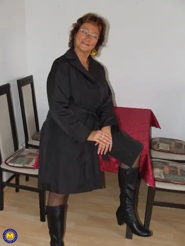 BBW in Boots and Glasses Strips and Spreads