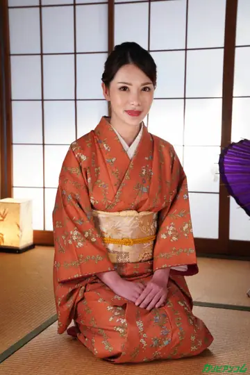 Nana Kamiyama – Japanese Babe Strips and Fucks in the Bedroom