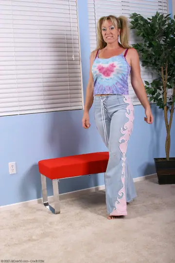 Anita Cannibal – Thick Blonde MILF in Pigtails Strips Off Her Jeans and Shows Her Shaved Pussy