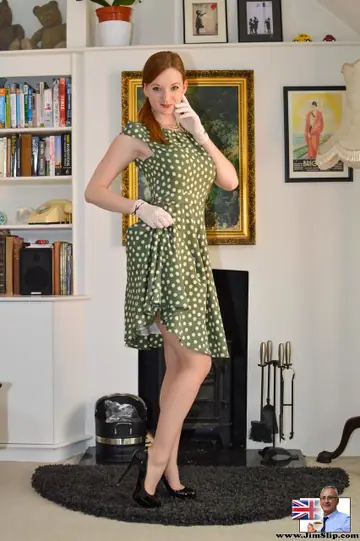 Zara DuRose – Tall European Redhead Masturbates in Stockings and Panties