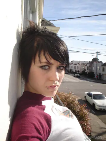 Short-Haired Pierced Babe Sucks and Fucks in the Car Selfies