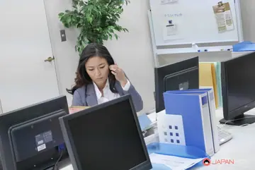 Seira Ichijo – Curly Japanese Secretary Gives a Blowjob and Takes a Facial in the Office