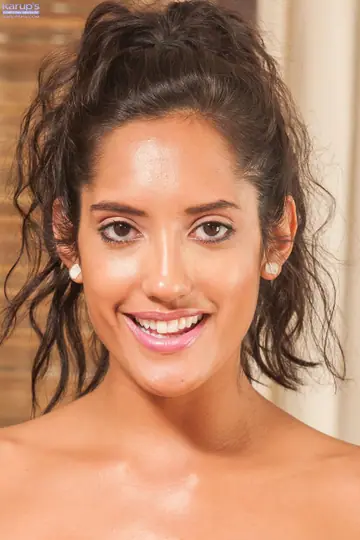 Chloe Amour – Petite Latina with Natural Tits Fingers Her Pussy
