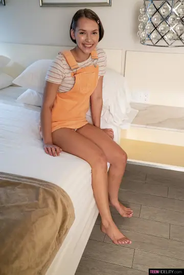 Natalie Porkman – Petite Brunette Strips Out of Her Panties in the Bedroom