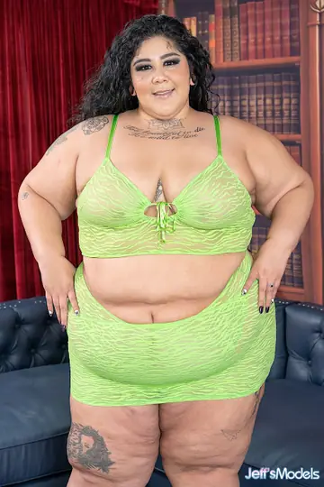 Crystal Blue – Ebony BBW with Big Tits Spreads on the Sofa