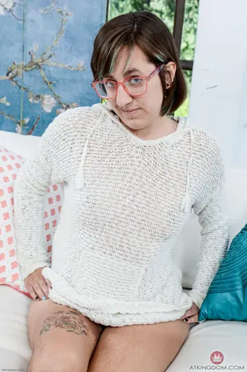 Anika Darling – Thick Brunette in Glasses Strips and Spreads Her Hairy Pussy