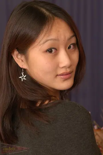 Evelyn Lin – Asian Brunette Peels Off Her Jeans and Spreads Her Labia