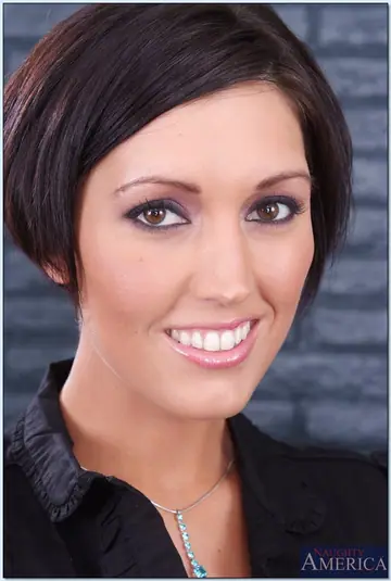 Dylan Ryder – Tall Brunette MILF with Big Tits Sucks and Rides in Stockings at the Office