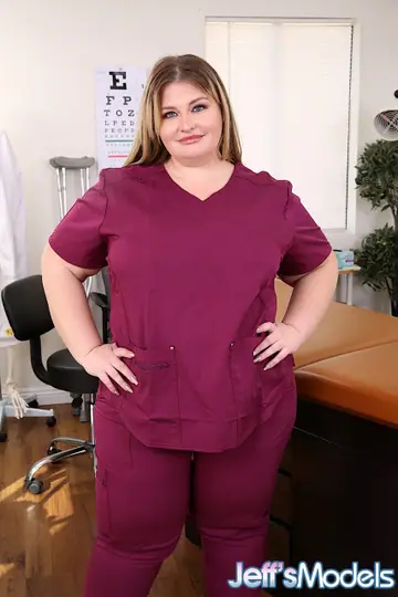 Tiffany Star – Chubby Blonde MILF Fucks in Nurse Uniform