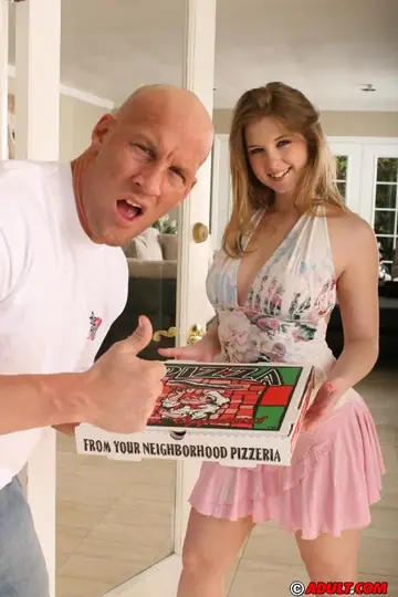 Sunny Lane – Blonde MILF Takes Anal Cowgirl and Cum on Her Chest and Tongue from Pizza Guy