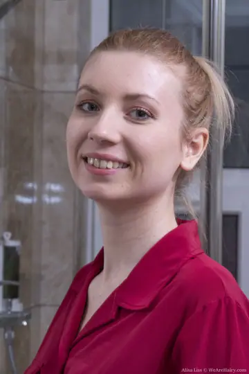 Alisa Liss – Thick Blonde in Panties Showers and Spreads Her Hairy Pussy