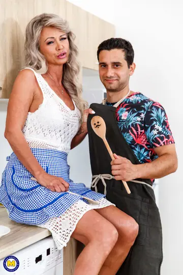 Letty Jones – Busty Czech MILF Lifts Her Skirt for Sex
