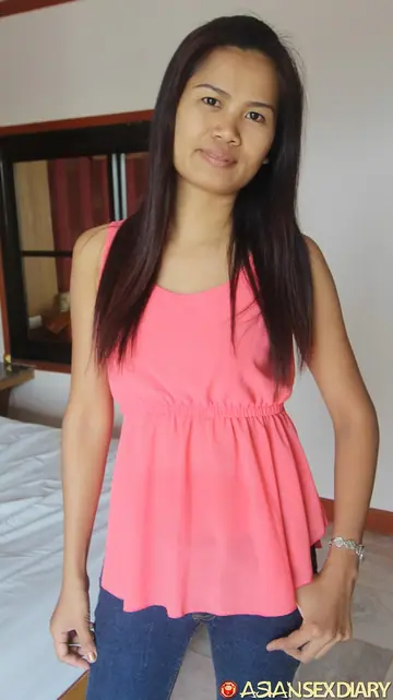 Tall Slim Asian Woman Gets Fucked and Takes a Facial