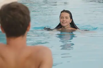 Mia Manarote – Brunette with Big Natural Tits Sucks Cock and Fucks in the Pool