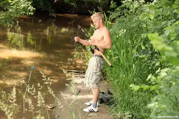 Alexis Crystal – European Brunette Gives a Handjob and Gets Fucked Doggy Style Outdoors