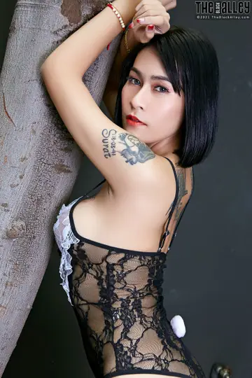 Asian Babe in Lingerie and Stockings Spreads Her Hairy Pussy