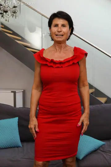 Curvy MILF Toys Her Shaved Pussy in a Dress