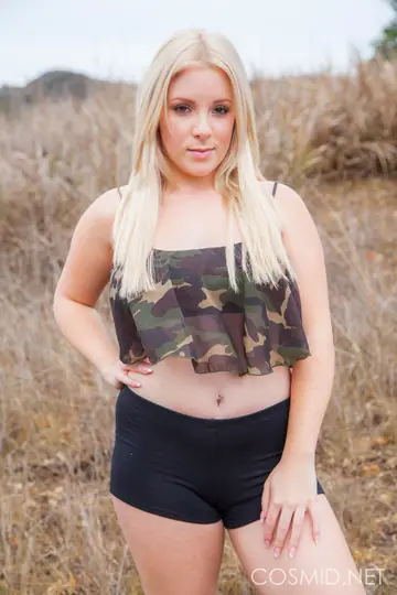Blonde BBW Shows Her Big Tits and Shaved Pussy Outdoors