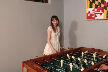 Lana Smalls – Brunette Amateur Spreads Her Pussy After Undressing