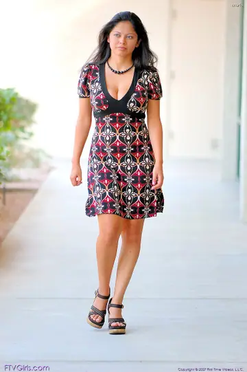 Evie Dellatossa – Thick Latina Brunette in a Skirt Spreads Her Pussy in Public