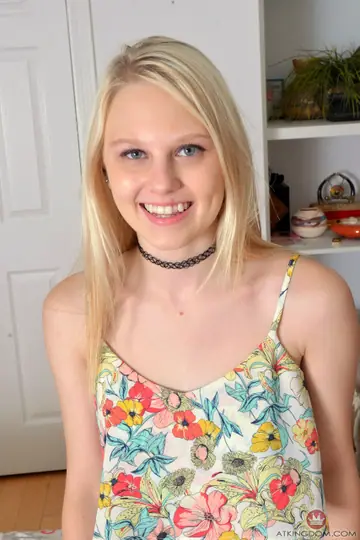 Lily Rader – Petite Blonde Spreads Her Hairy Pussy Wide