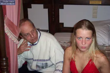 Zafira – Brunette MILF in a Skirt Gives a Blowjob Before Anal Doggy Style
