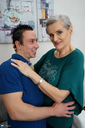 Grey-Haired MILF in Stockings Takes a Dildo in Her Ass