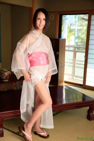 Hairy Japanese Woman Takes a Creampie After Anal Sex