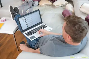 Mia Evans – Hungarian PAWG Takes Anal Doggy and Gets a Facial
