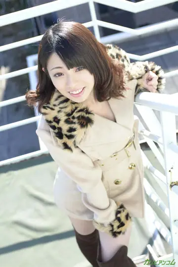 Amina Kiuchi – Petite Japanese Businesswoman in Boots Gets a Public Creampie
