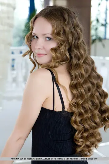 Virginia Sun – Slim European Brunette Shows Her Hairy Bush and Big Ass