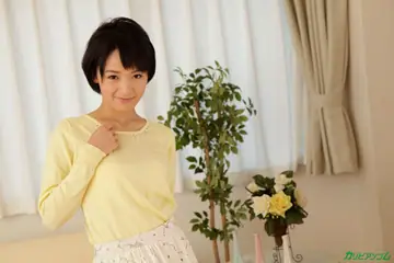 Mari Haneda – Petite Japanese Babe Has Sex to Cumshot in the Bedroom