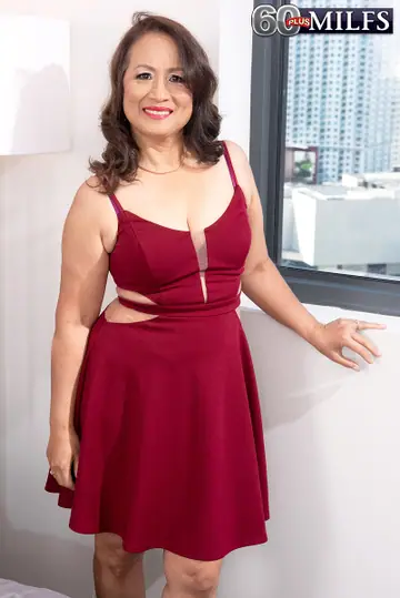 Maya Luna – Mature Asian BBW Takes Anal After Kissing Her Partner