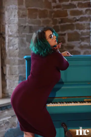 Galda Lou – BBW with Big Tits Strips Out of Her Dress and Glasses