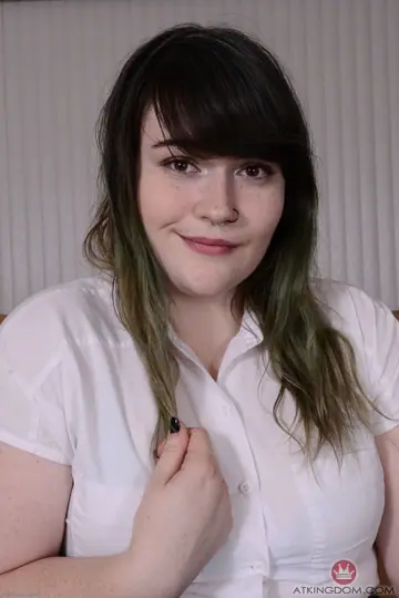 Pale BBW Brunette Spreads Her Hairy Pussy and Shows Her Big Ass