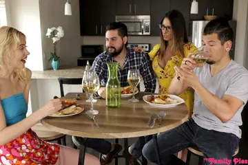 Chloe Couture – Two MILFs in Shorts and Glasses Share a Threesome Creampie