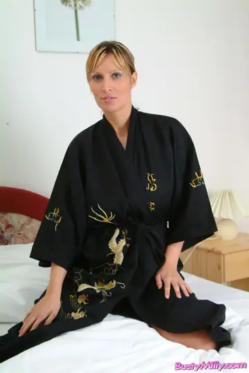 Milly Moris – Hungarian MILF with Big Natural Tits Spreads and Poses Naked
