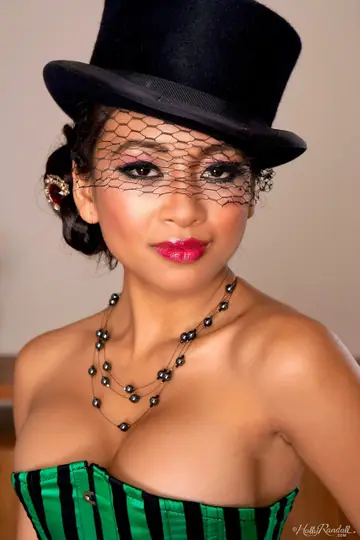 Kina Kai – Petite Filipina MILF Peels Off Her Corset and Spreads Her Pussy