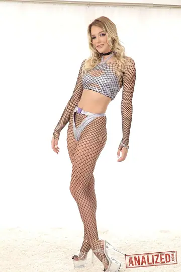 Kenna James – Slim Blonde in Fishnet Lingerie Spreads Her Asshole