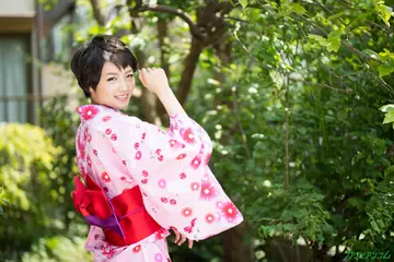 Mari Haneda – Skinny Asian Brunette Takes Cum in Group Sex