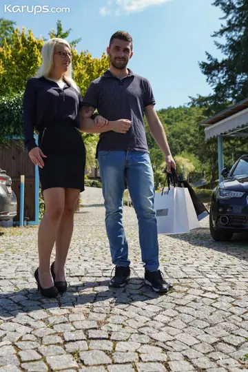 Luci Angel – Czech MILF in Glasses Gets Fucked Doggy Style Outdoors by Neighbor