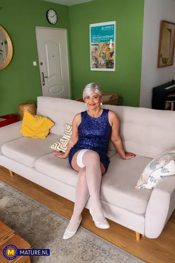 Curvy European MILF Spreads Her Big Ass in Stockings