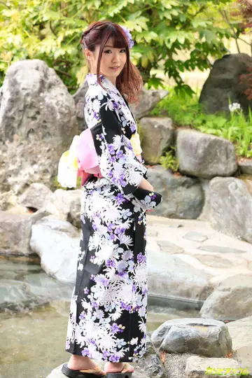 Maya Kawamura – Asian Brunette Undresses Outdoors and Gets Fucked Standing