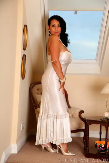 Danica Collins – Brunette Ebony MILF with Big Tits Pulls Her Panties Aside and Spreads Her Legs