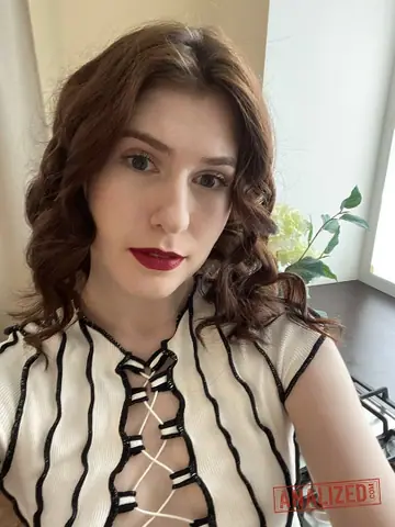 Petite Brunette Spreads Her Ass for the Camera