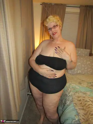 Thick Hairy Woman Sucks Cock and Gets Fucked in the Bedroom