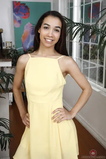 Jackie Rogen – Petite Latina Strips Off Her Panties and Spreads Her Pussy